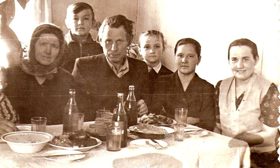 Pered Rozdestvom U Mitkevichei