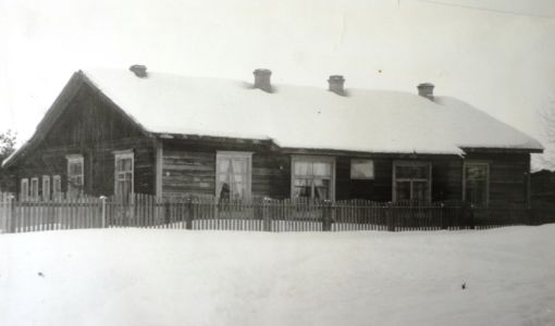 служебные здания поселка ХЛХ