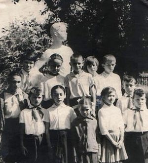 Вьюн Марина. Легенда о гипсовом мальчике