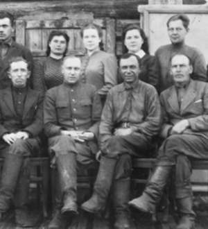 Остановка в пути: поселок Колючий — 8